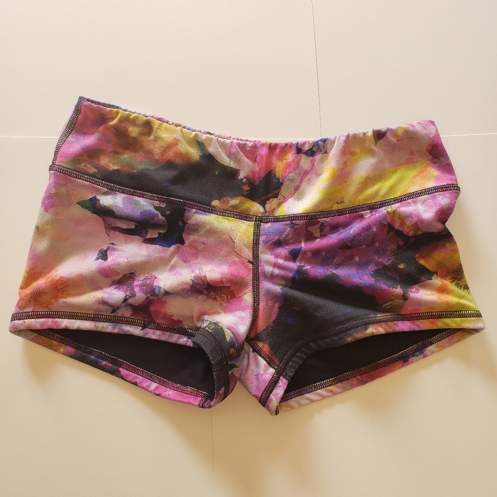 Fleo Shorts